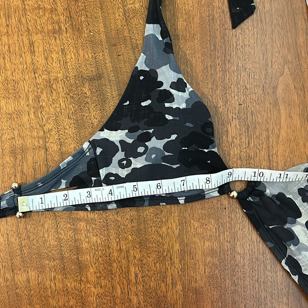 Robin Piccone Eden Halter Camo Bikini Top Black Camo  Small - Picture 5 of 6